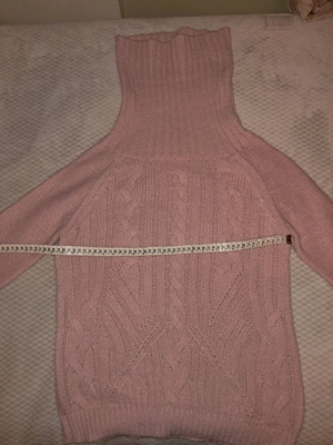 Pink knitted turtleneck sweater Stradivarius like new, size M