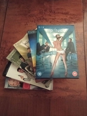 DVD TV series Nip/Tuck, Medium, Scrubs complete seasons, like new