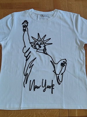 White Zara T-shirt like new with New York embroidery size L