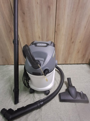 Kärcher SE 6.100 Wash and Vacuum Cleaner used, complete set