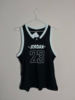 Nike Jordan women's basketball jersey size M new authentic