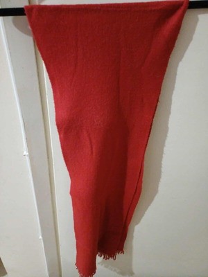 Red scarf like new, warm