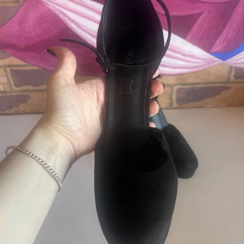 Voi&Noi black suede platform heels size 41 like new with chunky heel