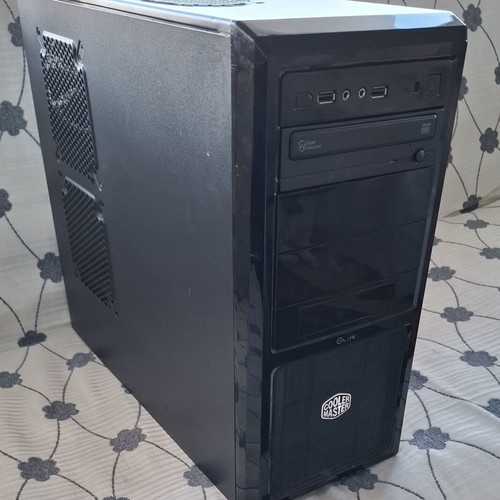 Desktop PC used with i3-6100, 16GB DDR4 RAM, 256GB M.2 SSD, CoolerMaster Elite case