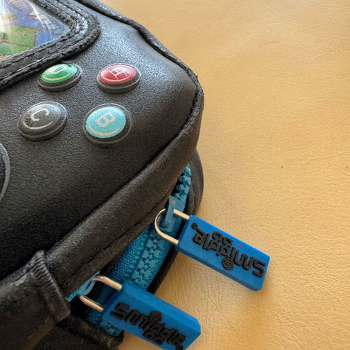 Smiggle children's pencil case used with moving image