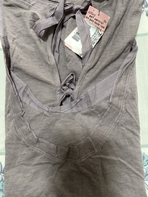 Juicy Couture blouse with back ties new, gray, XL