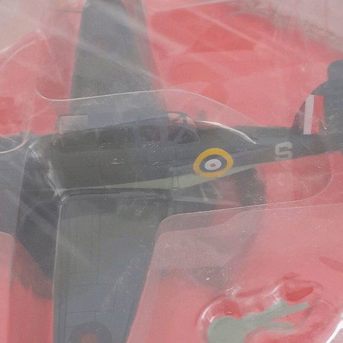 Metallic World War II fighter plane De Agostini new