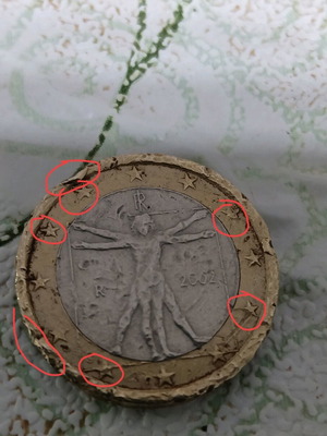 1 Euro Coin Italy 2002 used with minting error
