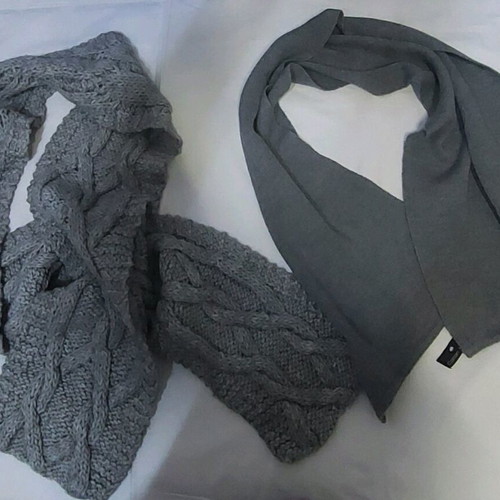 2 Unisex Grey Wool Knit Scarves, Used, Large Size