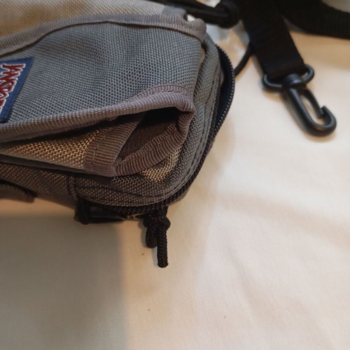 JanSport men's crossbody pouch like new, gray utility bag