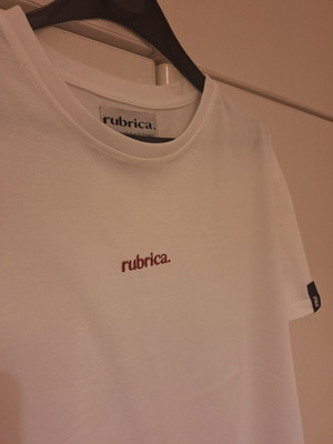 T-shirt with embroidery unisex new, 100% organic cotton, size M