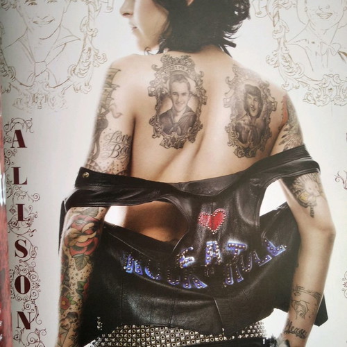 Kat Von D High Voltage Tattoo book used, English