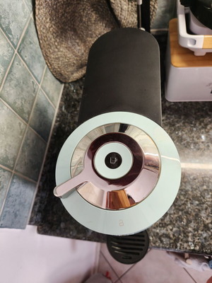 Nespresso Vertuo coffee machine mint anniversary edition like new