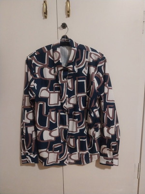 Pop art shirt size Large like new, brown and blue
