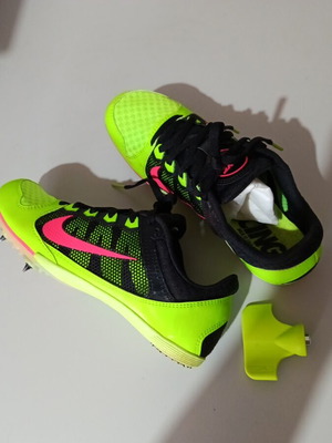 Nike running shoes with spikes, size 38.5, multicolor