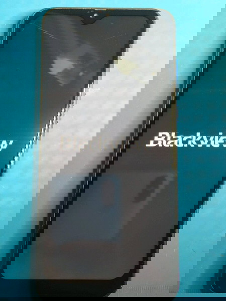 BlackView A60 2/16 με ράγισμα
