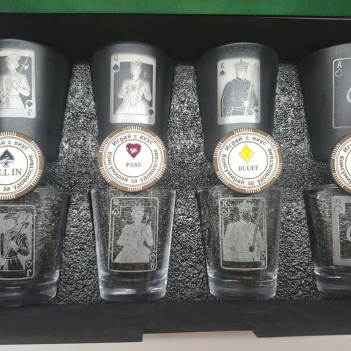 Poker box with shot glasses new