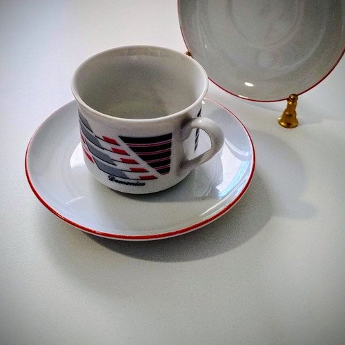 Vintage Bavaria Domenico porcelain cup like new with 2 saucers