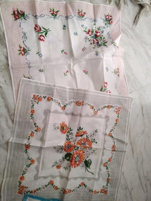 Винтидж кърпички нови, комплект от 2 броя 30 и 25