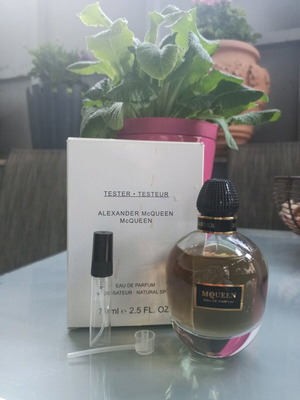 McQueen Eau de Parfum καινούργιο, decant 5ml γυάλινο μπουκαλάκι