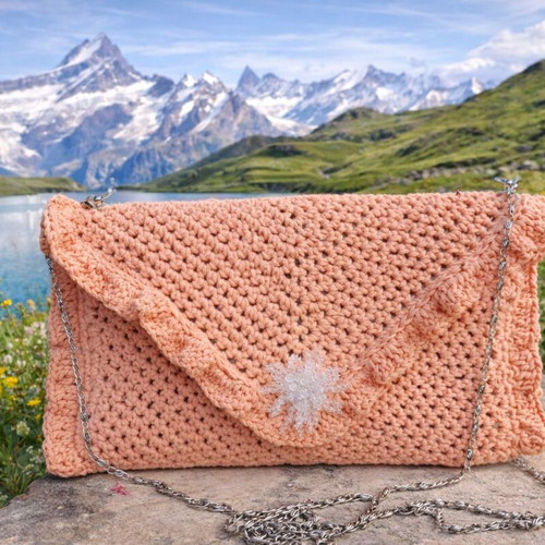 Crossbody bag new peach with silver details