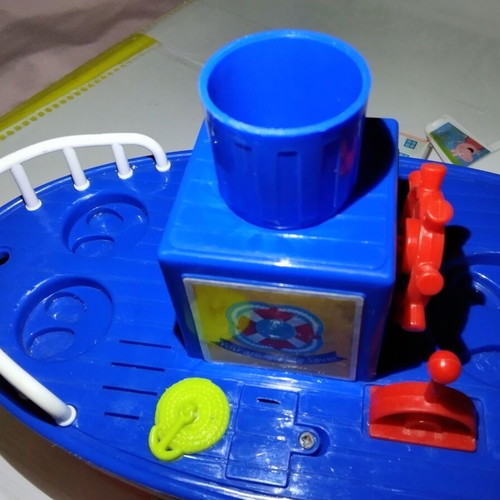 Peppa Pig Grandpa Pig's Boat with 3 figures and accessories
