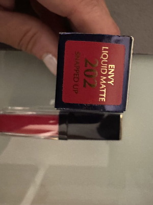 Estée Lauder lip gloss, new