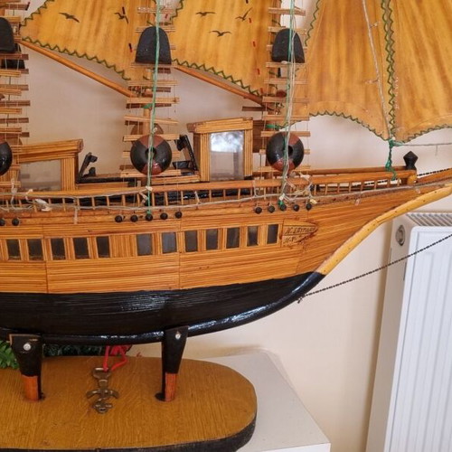 Handmade ship new 130x130cm