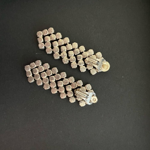 Earrings with rhinestones and clips like new