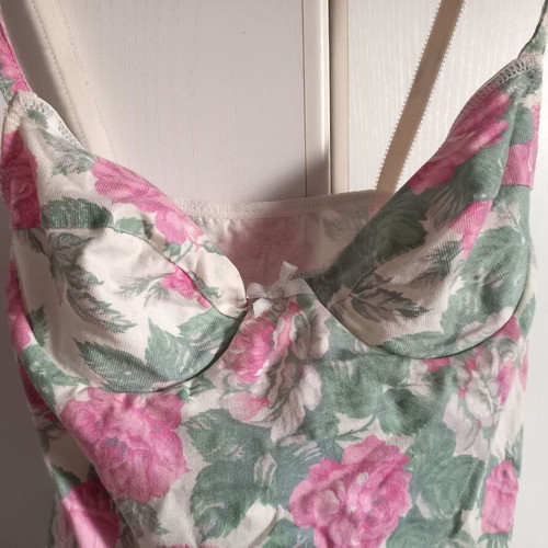 One-piece bodysuit new with roses, size S
