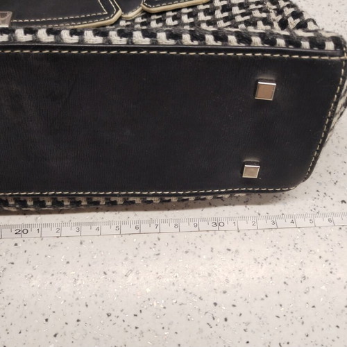 Next shoulder bag like new, black and white