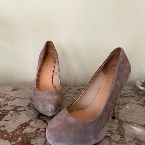 Zara Woman suede platform pumps used, gray with metallic heel