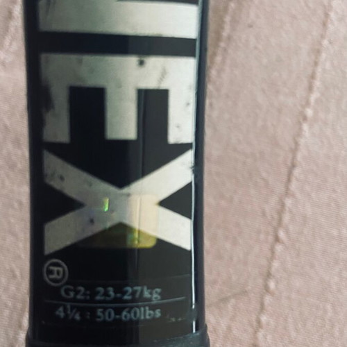 Yonex tennis racket like new, graphite, 27.5 inches, 270g
