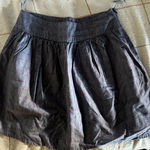 Attrativo women's skirt like new, size L, blue
