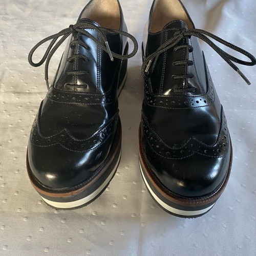Tsakiris Mallas leather Oxford shoes like new, size 38, black