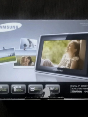 Samsung SPF-87H ψηφιακή κορνίζα 8" LCD σαν καινούργιο