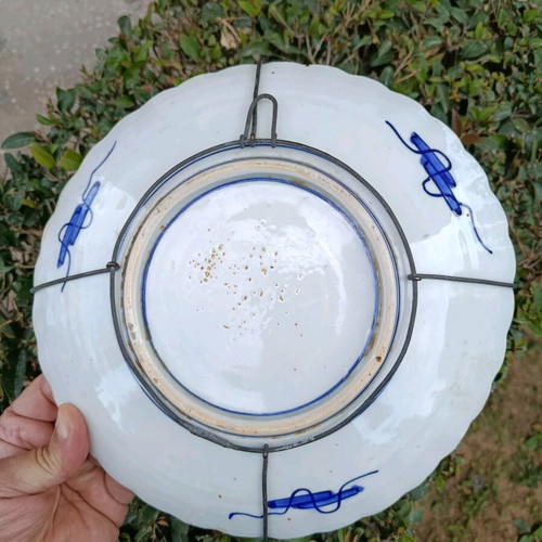 Imari antique plate 19th century, like new, 25 cm diameter