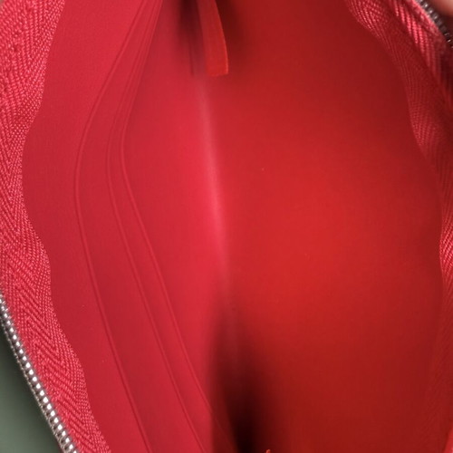 Lancôme toiletry bag like new, fuchsia with pink-gold star charm