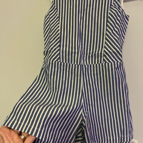 Girls' jumpsuit shorts size 6 like new, navy
