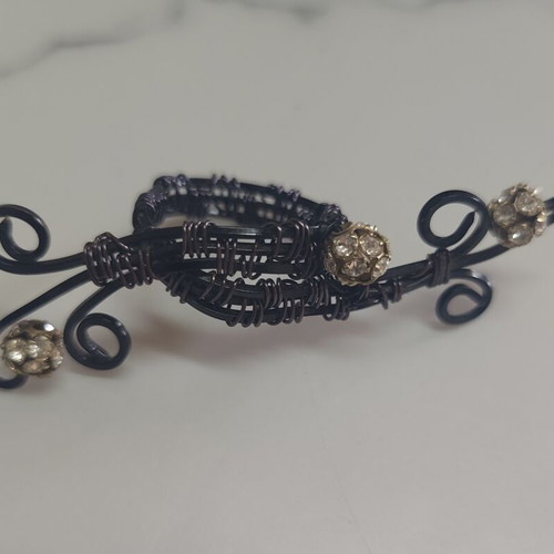 Handmade ring black stainless copper wire with decorative stones