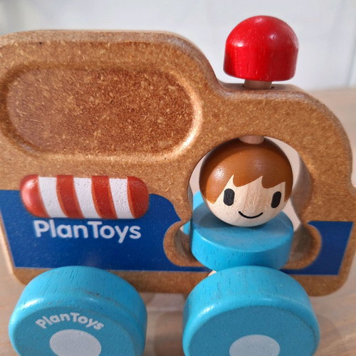 Plan Toys car new for 12+ months