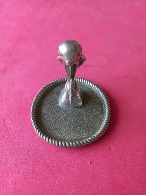 Ring holder used