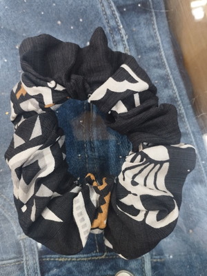 Hair tie black printed, new