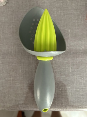 Lemon squeezer silicone new