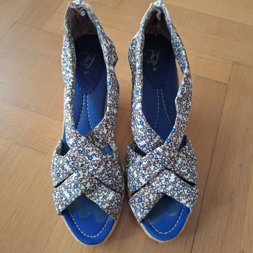 Zara women's floral platform sandals size 40