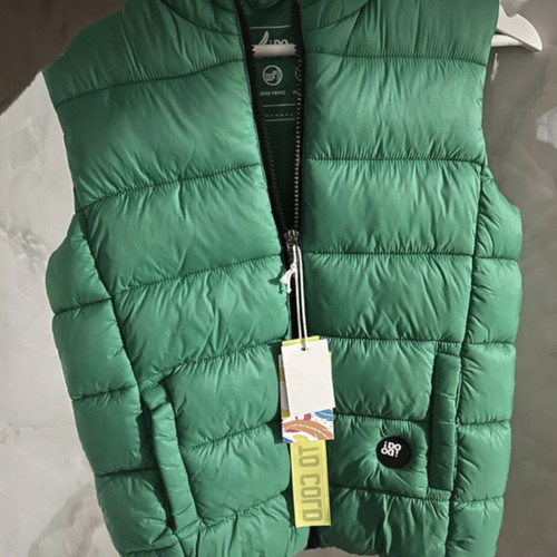 Children's sleeveless jacket new green size 128 cm