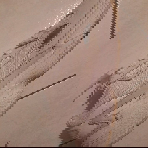 Falcon Adidas αθλητικά σαν καινούργια, μέγεθος 36, άσπρα