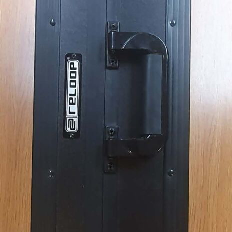 Reloop BEATMIX 2 case used with removable lid and laptop tray