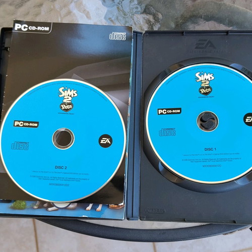 Sims 2 Pets expansion pack PC like new with 2 CDs and manual