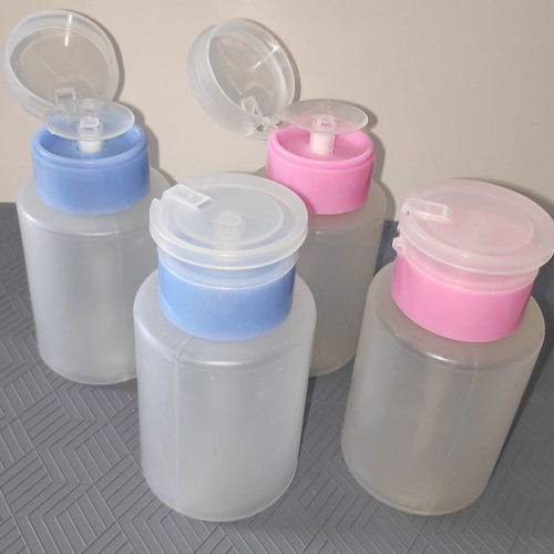 Liquid containers with pump, new, pack of 4